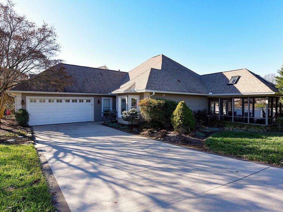 1st image of 8601 Cypress Lake Dr W