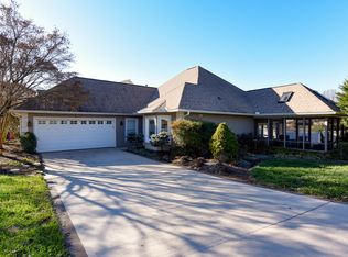8601 Cypress Lake Dr W, Knoxville, TN 37923