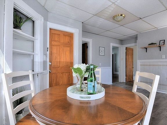 3rd image of 94 W Elm Ave #94