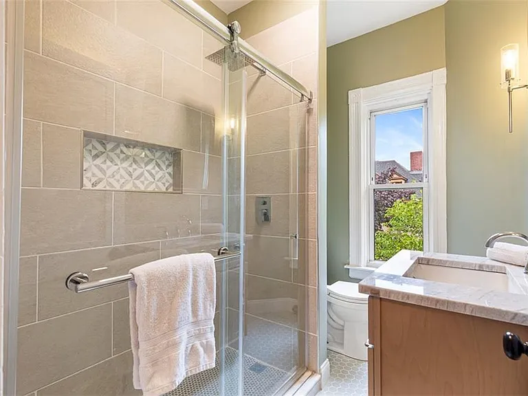94 Grove St #3 — Photo 14
