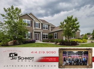 W82N765 Topview Trl, Cedarburg, WI 53012