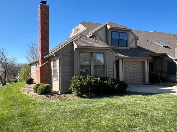 3401 Seminole Dr, Lawrence, KS 66047