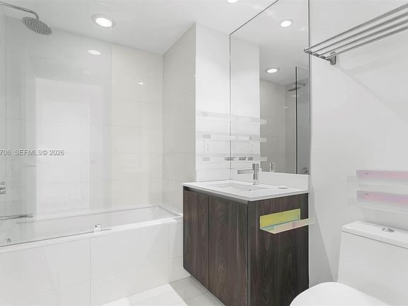5th image of 3131 NE 7th Ave Unit 2604