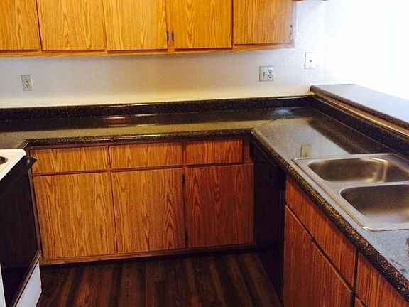 2nd image of 8633 Fair Oaks Blvd