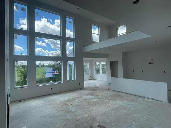 2nd image of 485 Creekside Dr #Wk84