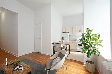 Rented by R New York