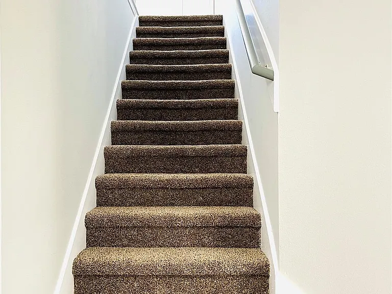 8426 Woodland Knoll Ln — Photo 17