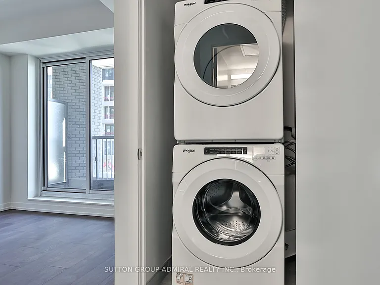 8868 Yonge St #207E — Photo 11