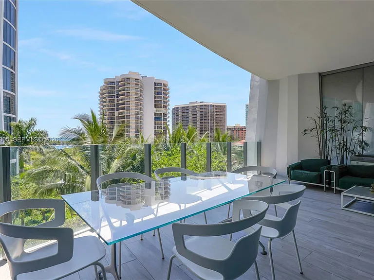 2831 S Bayshore Dr #603 — Photo 16