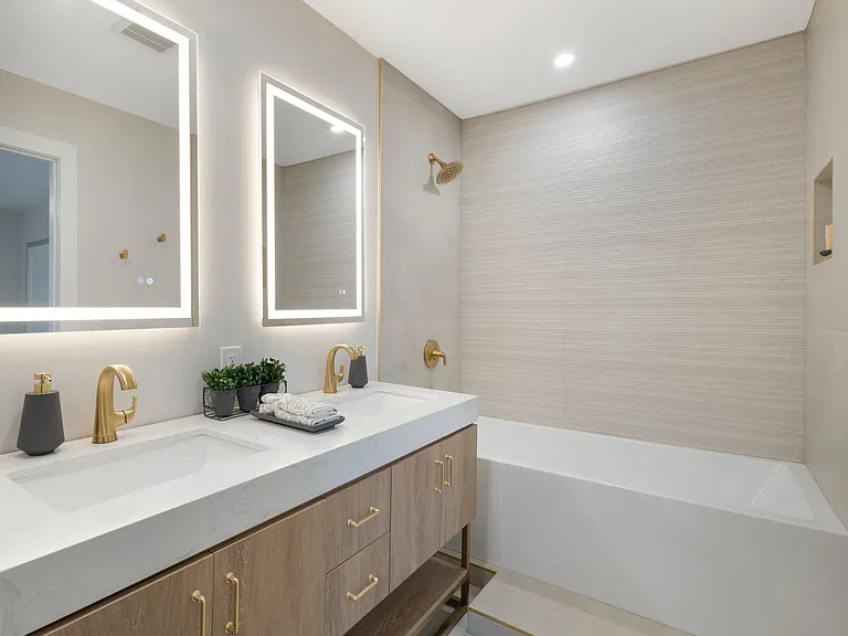 7 Crossings Cir #H — Photo 24