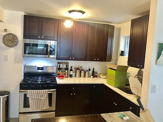 Rented by Compass | media 10