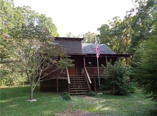 74 Farr Cir NE, Rydal, GA 30171