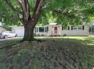 2712 Northridge Dr, Quincy, IL 62305