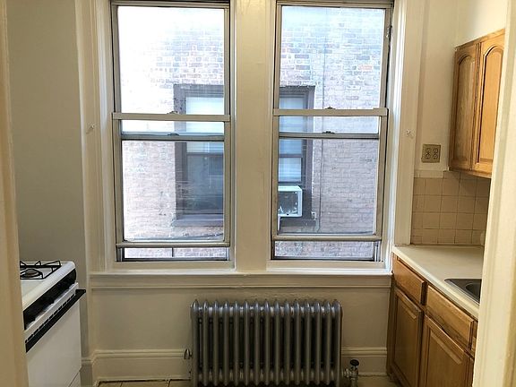 4th image of 31-44 34th St #2