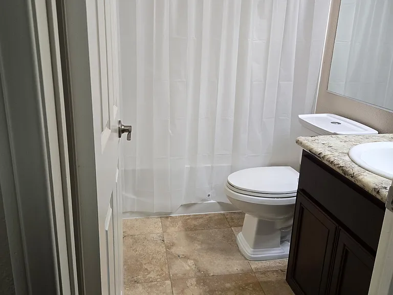 523 Hart Dr #5 — Photo 12