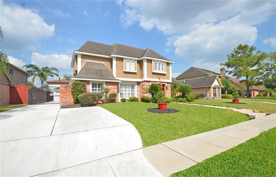 1st image of 11714 Highgrove Dr