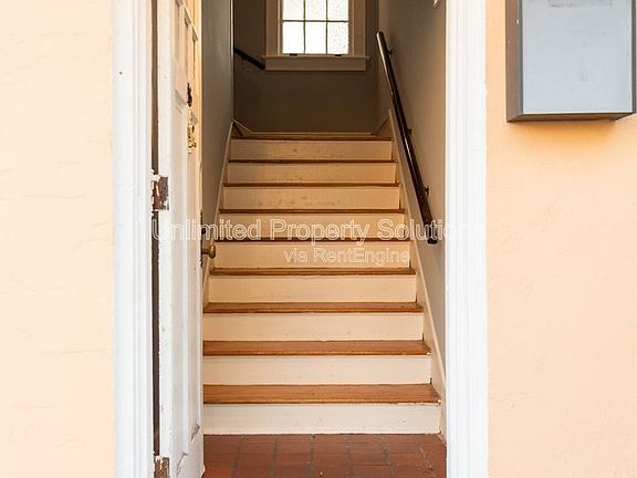 2nd image of 115 N 16th St