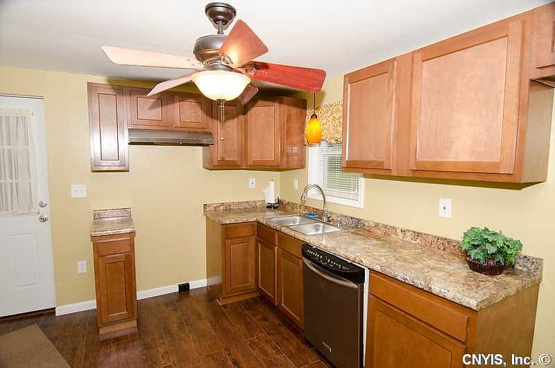 2nd image of 25512 Miller Rd