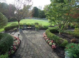 50 Deep Creek Ln, Chagrin Falls, OH