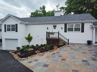(Undisclosed Address), Hickory, PA 15340