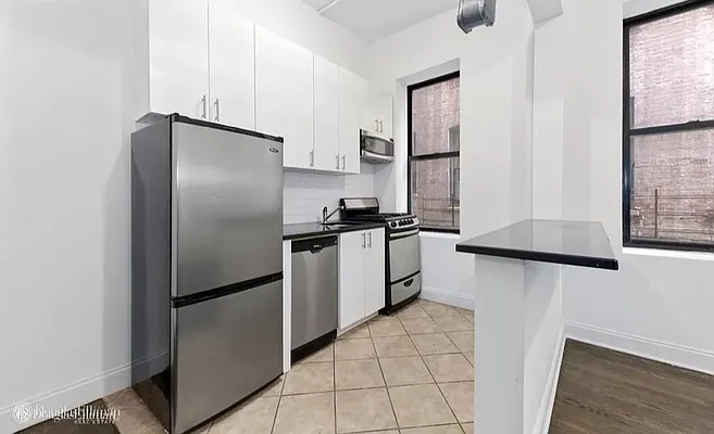 Rented by Douglas Elliman | media 4