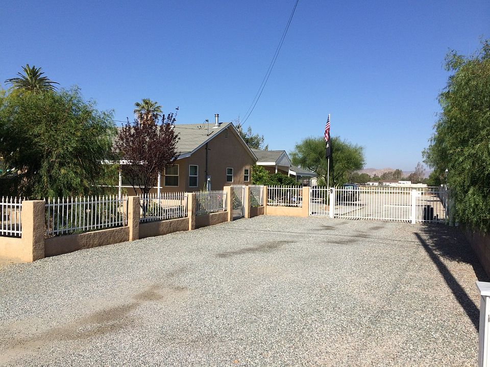 1st image of 1141 N Palm Ave