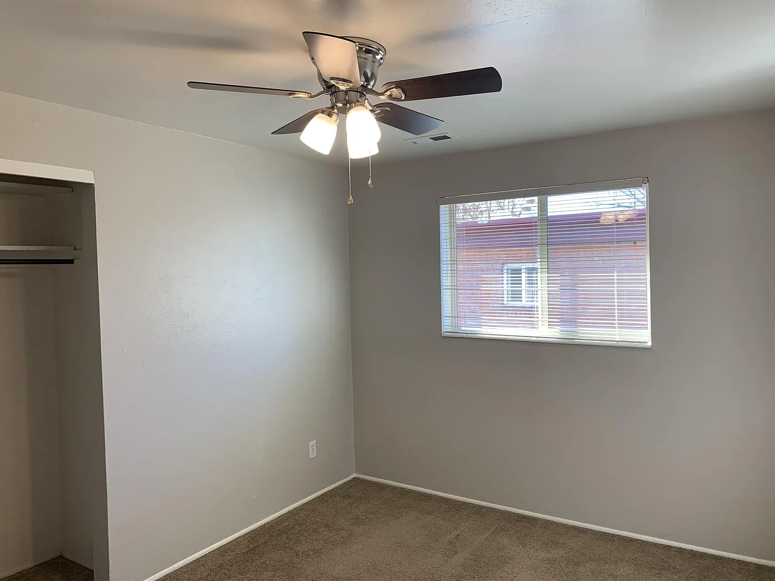 Cedar Square - 7700-07 — Photo 4