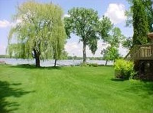 2830 S Shore Dr, Prior Lake, MN 55372