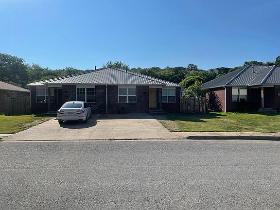 2nd image of 1504 N Bernice Dr