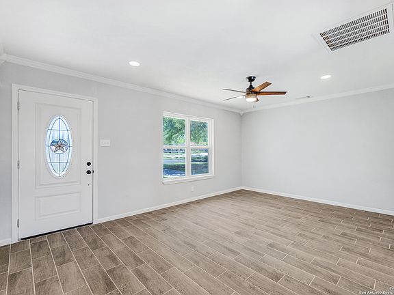 2nd image of 415 OTTER DR