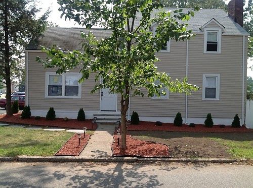 1st image of 2 Greenwood Ave