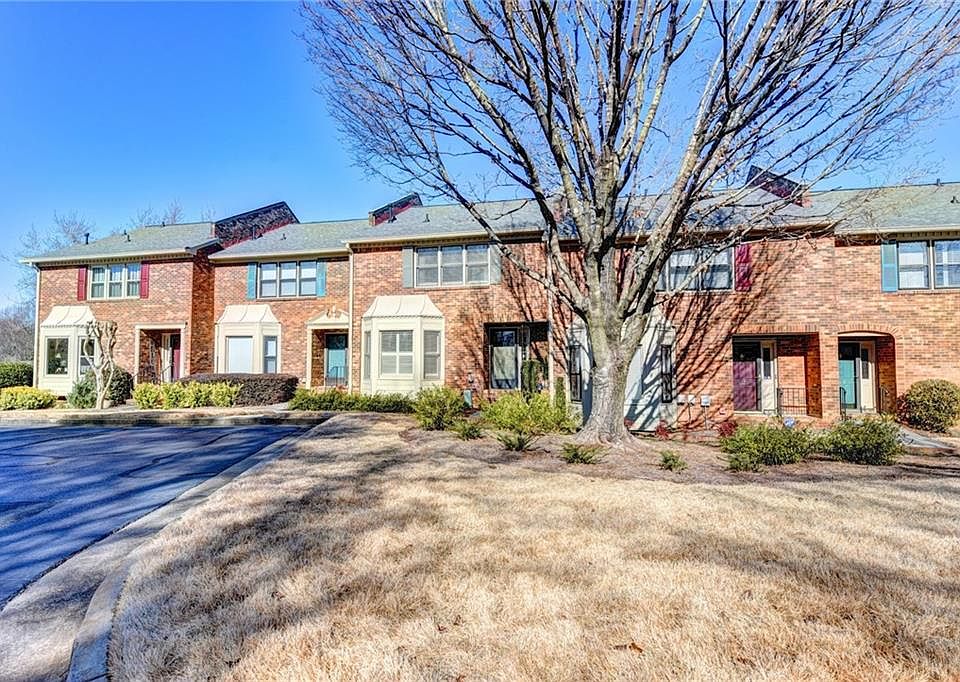 1st image of 6130 Windsor Trace Dr