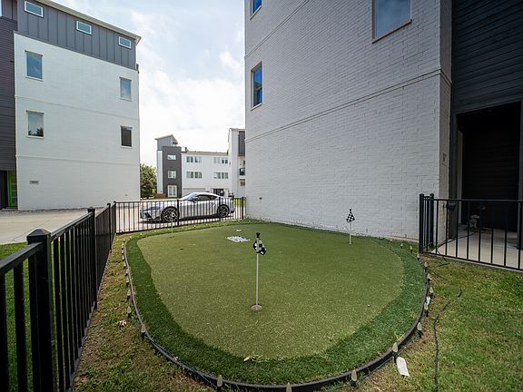 3rd image of 249 Wimberly St #249