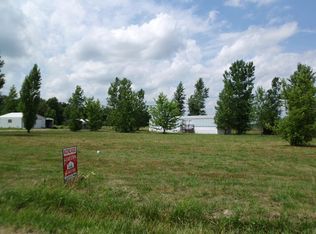 179A Rr 2, Fairfield, IL 62837