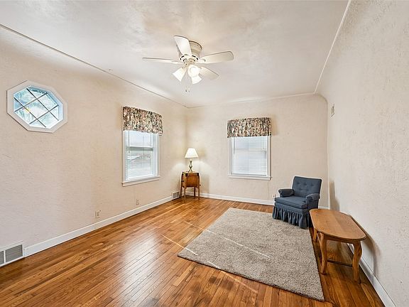 5th image of 3008 Henderson Ave SE