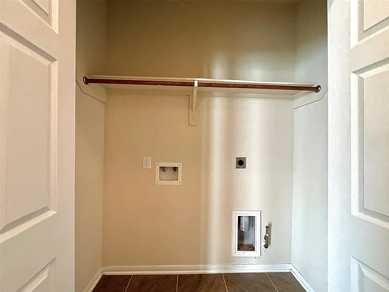 14903 Vinegrove Falls Ct — Photo 10