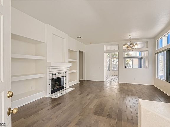 4th image of 9232 Sunnyfield Dr
