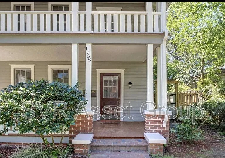 1758 Greenwood Ave — Photo 1