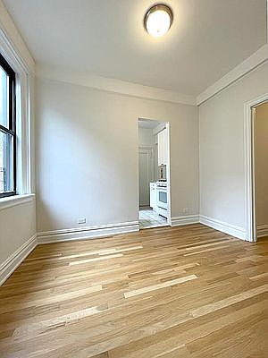 4th image of 340 E 57th St #16B