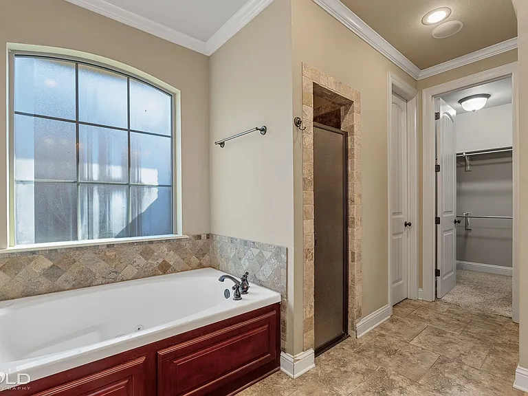 214 Danielle Dr — Photo 11