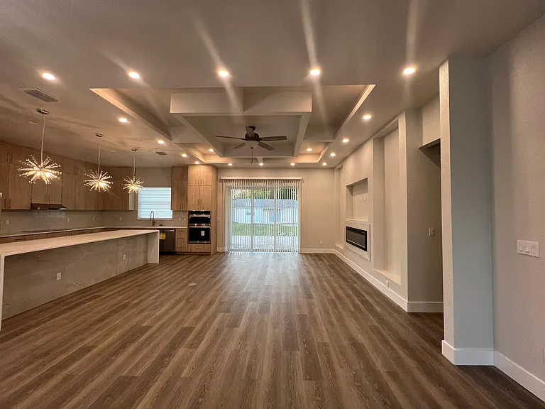 5150 Jessamine Ave — Photo 8