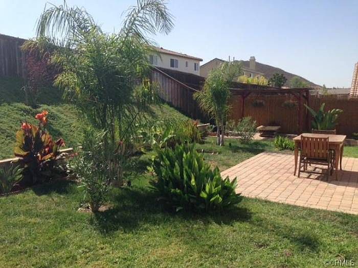 2nd image of 28415 Saddlecrest St
