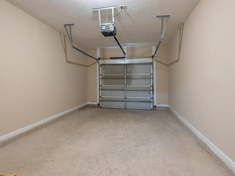 313 Scrub Jay Dr — Photo 33