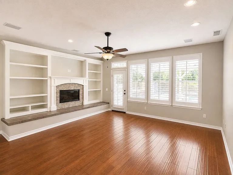 250 Napa Ct — Photo 15