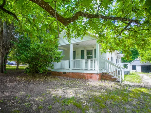 1015 Cross Link Rd, Raleigh, NC 27610