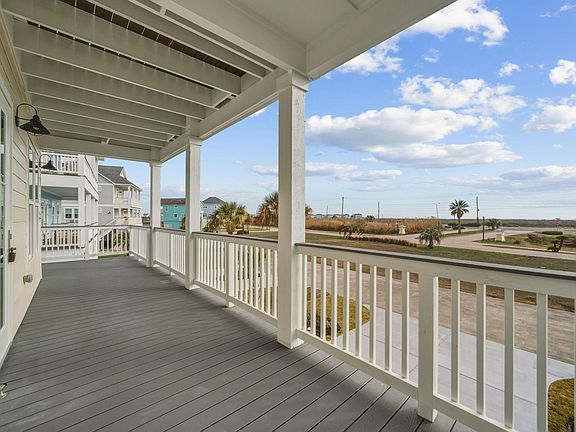 3rd image of 4011 Estuary Ct