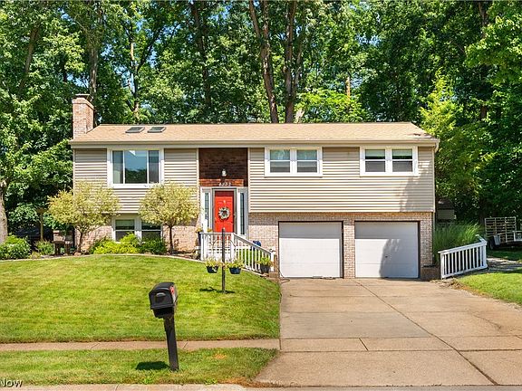 2nd image of 4222 Leewood Rd