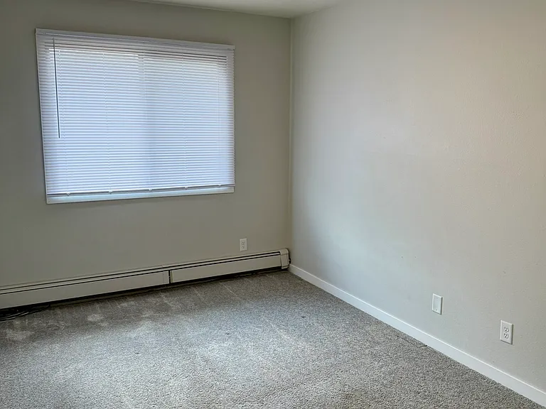 316 Ridgeland Ave #12S — Photo 6