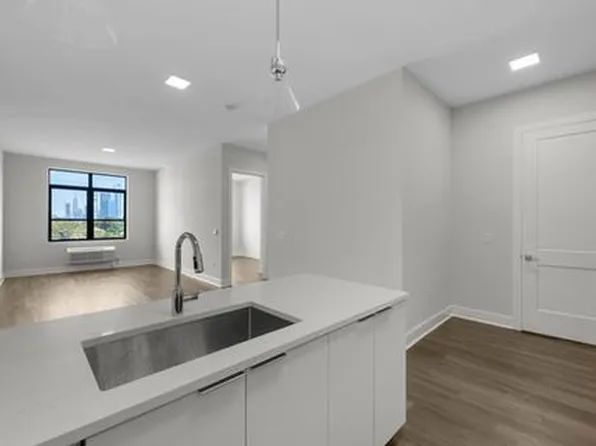 121 34th Street image 196 of 213