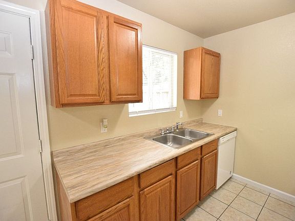 2nd image of 102-110 Shady Way #Hot